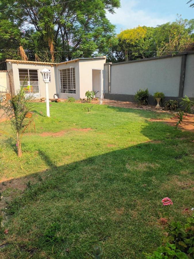 Ferienwohnung Bertha'S Place Pretoria-Noord Exterior foto